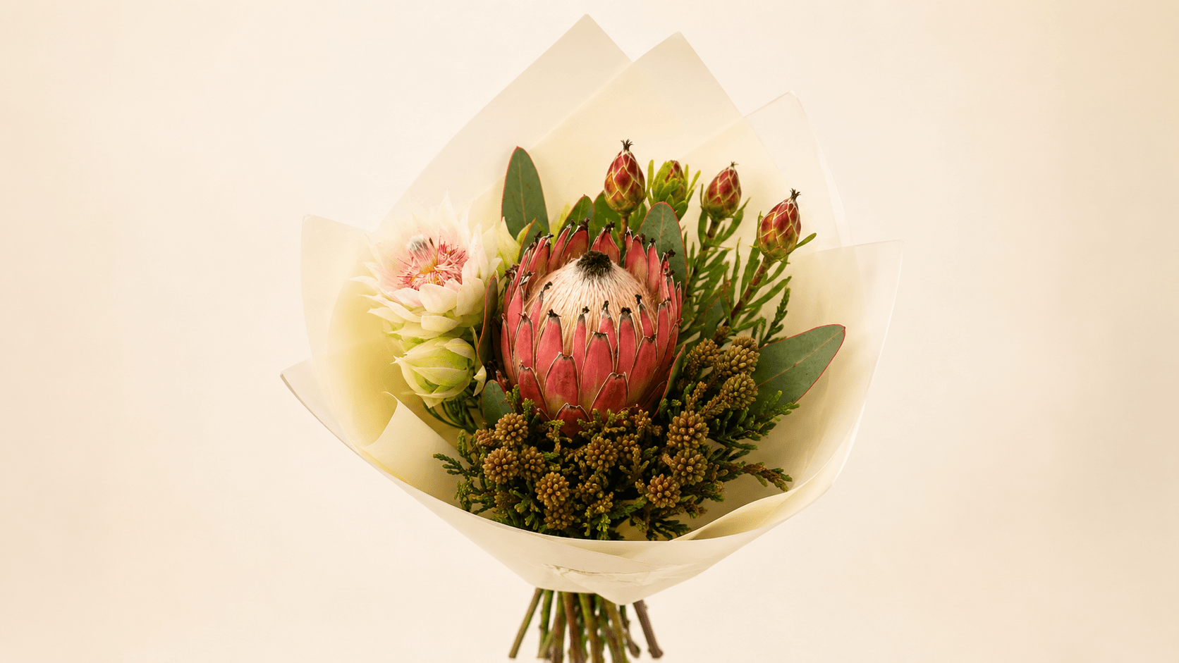 Pine-Cone — Maua bouquet